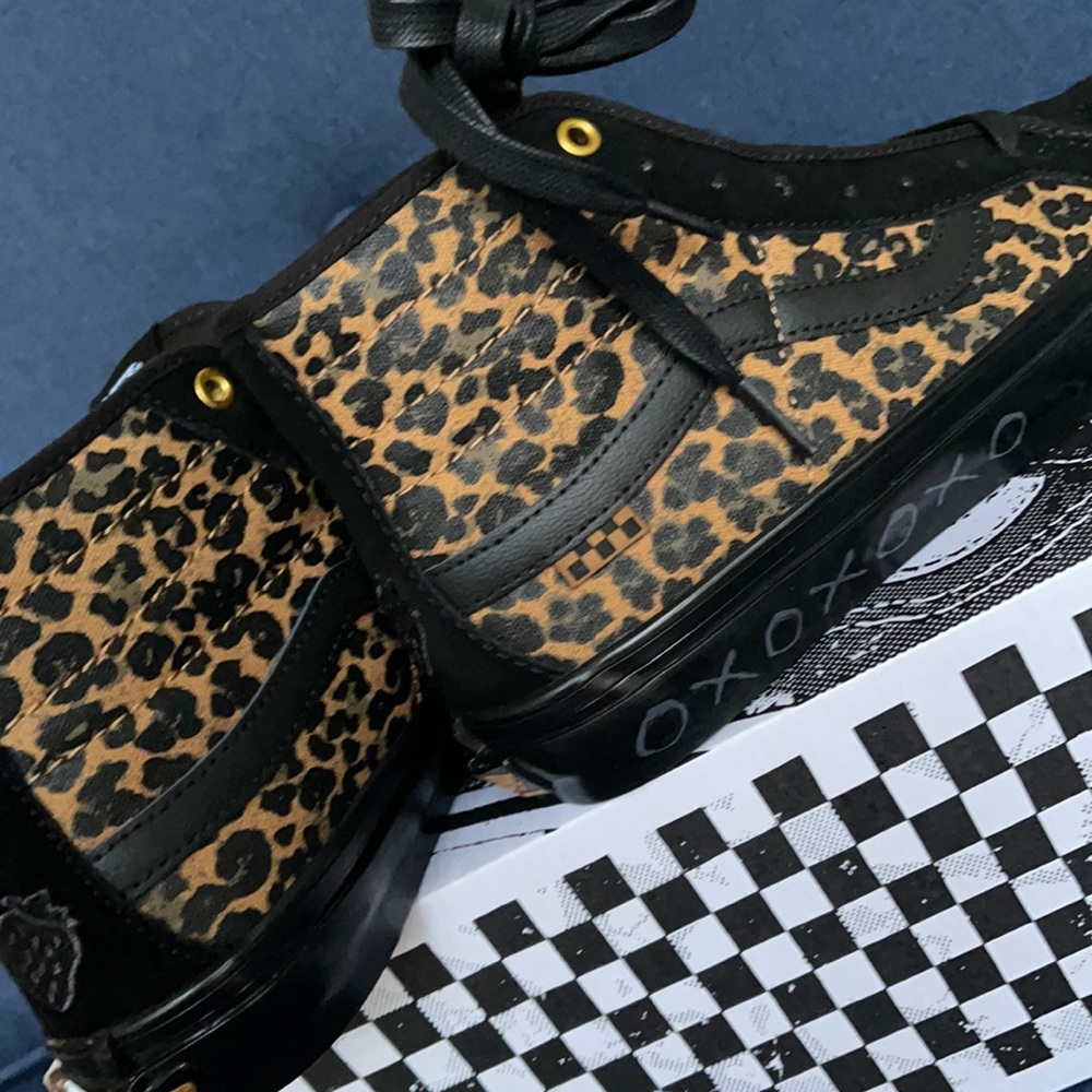 Vans Skate Sk8-Hi Deco Cher Strauberry Cheetah MENS - Picture 15 of 16